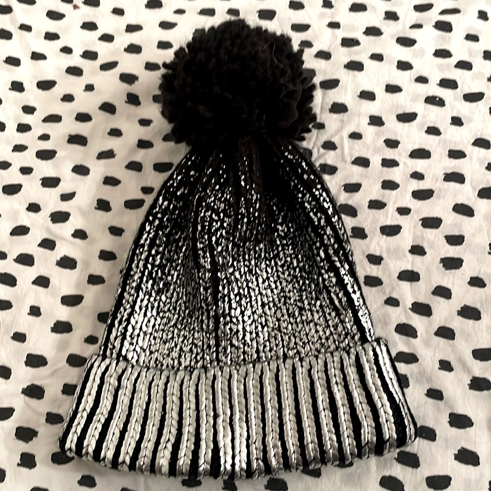 Silver painted 100% Acrylic Winter Hat